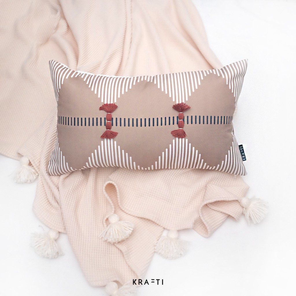 Bantal Sofa / Bantal 30x50 / Karu Cushion / Bantal tassel /Bantal Premium