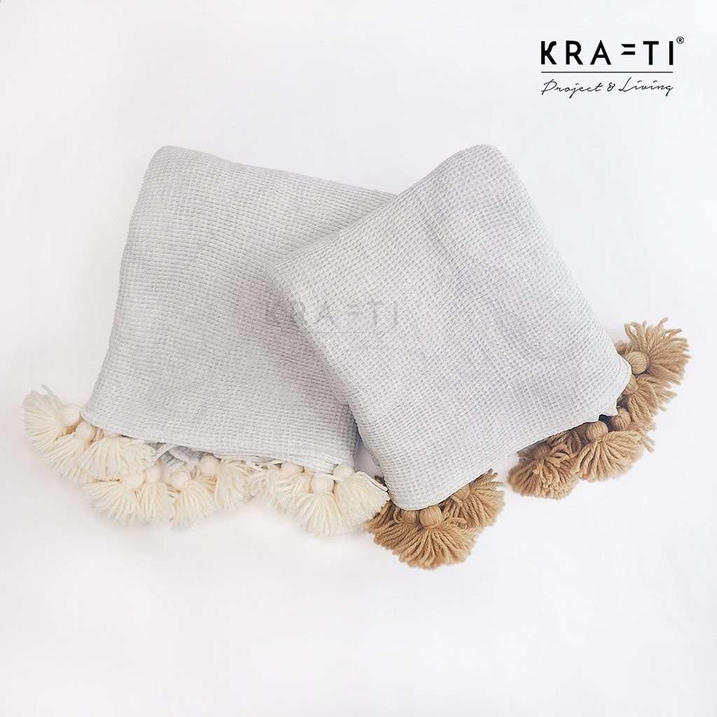 Selimut Rajut / Selimut Sofa / Selimut Travelling / Selimut Light Grey Waffle