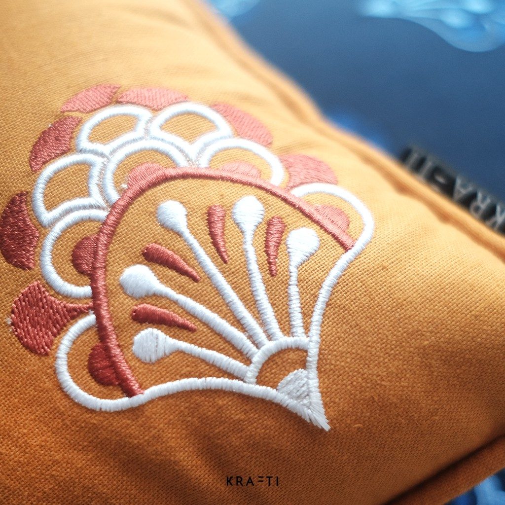 Bantal Sofa / Bantal 40x40 / Sarung Bantal Sofa / ELENA  / Bantal Bordir