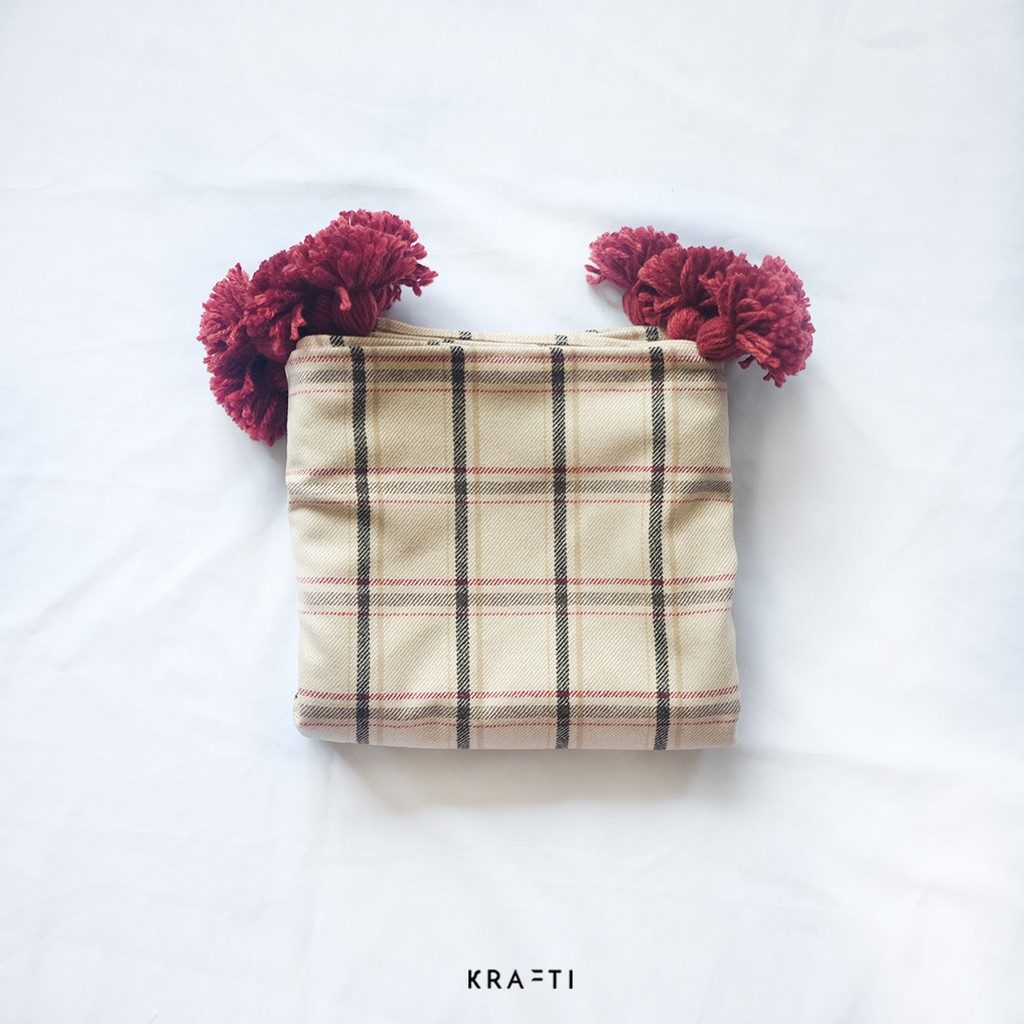 Selimut Sofa / Selimut Travelling Tartan Semi Wool