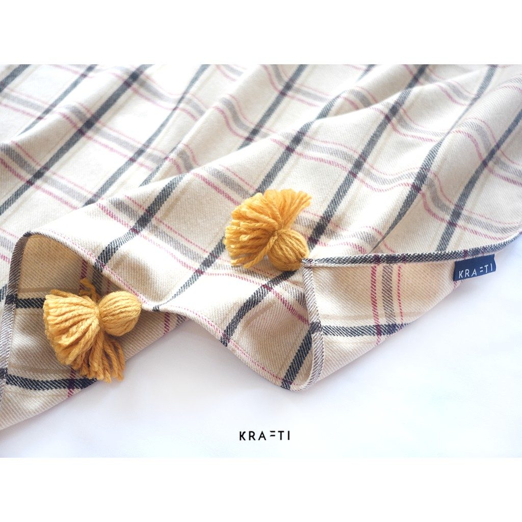 Selimut Sofa / Selimut Travelling Tartan Semi Wool