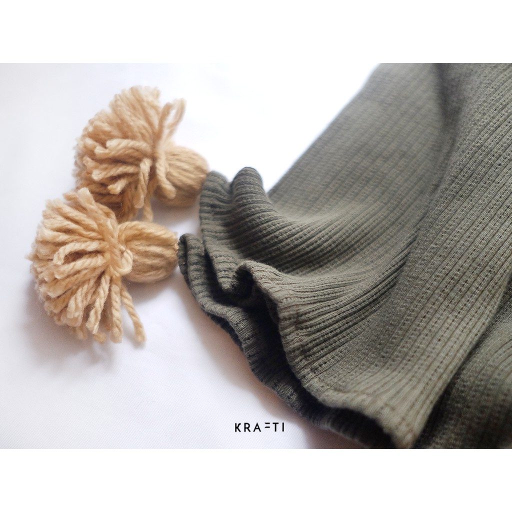 Selimut Traveling / Selimut Sofa / Selimut Rajut Olive 150x180cm