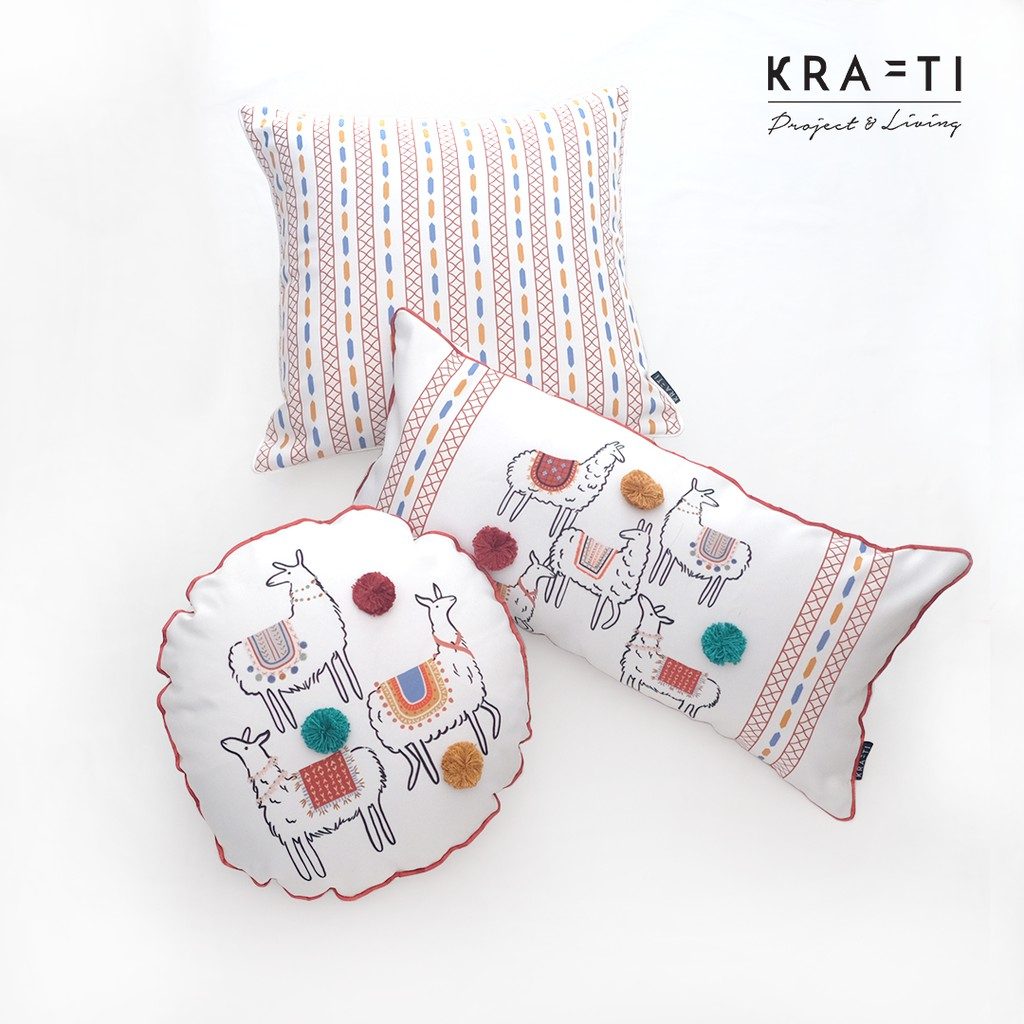 Bantal sofa / Bantal 30x60 cm / Bantal 45x45 cm / Bantal Llama