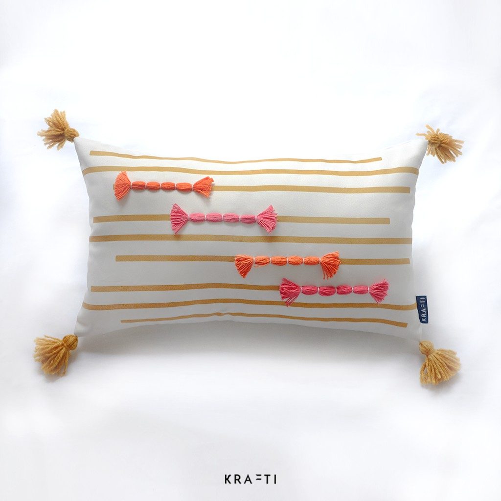 Bantal Sofa / Stitched Tassels Colorful / Bantal 30x50cm