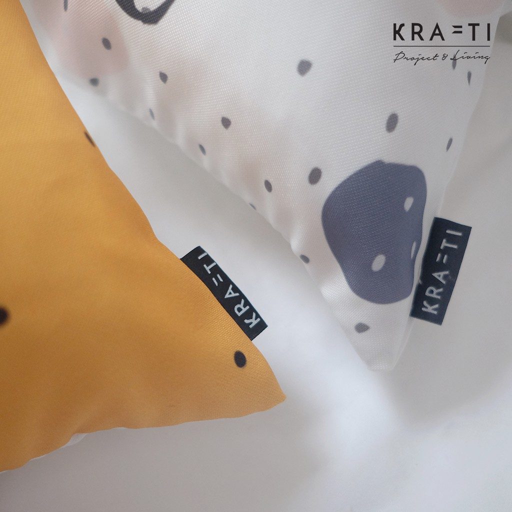 Good Thing Take Time Bantal Sofa Motif Print 30x60 cm