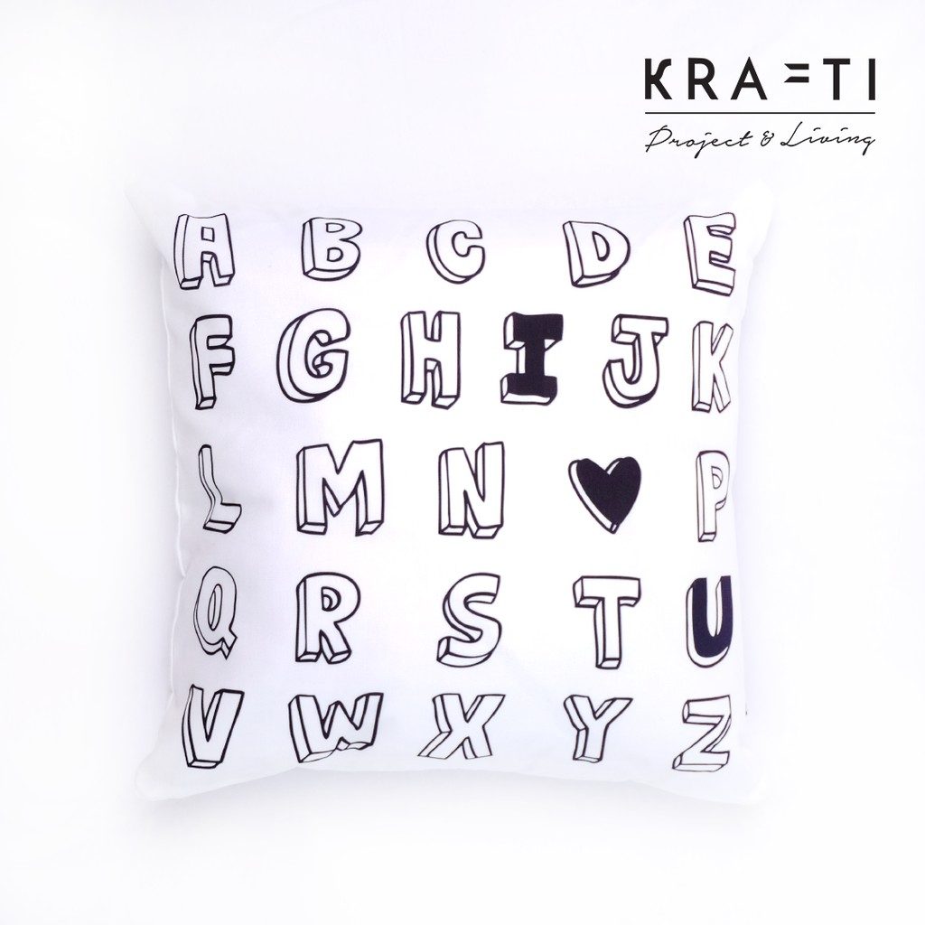 Bantal Sofa Print Alphabet I Love You 50x50 cm