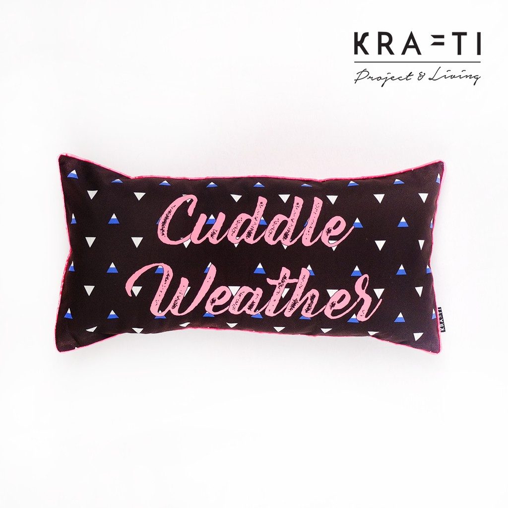 [Sarung+Bantal] Cuddle Weather Bantal Sofa Print 30x60 cm