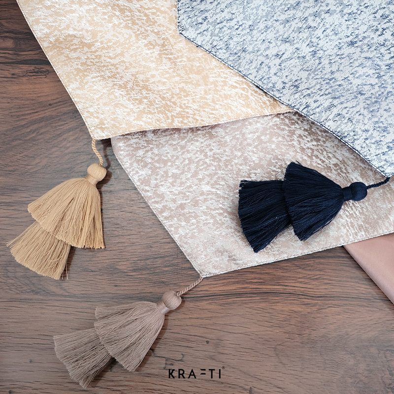 WICKER Table Runner / Taplak Meja / Premium Table Runner / Tassel Runner / Bantal Sofa / Bantal 50x50 cm / Sarung Bantal Sofa / Bantal Premium