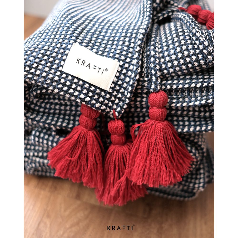 Selimut Sofa / Selimut Travelling / Selimut KRISSY Knit / Knit blanket