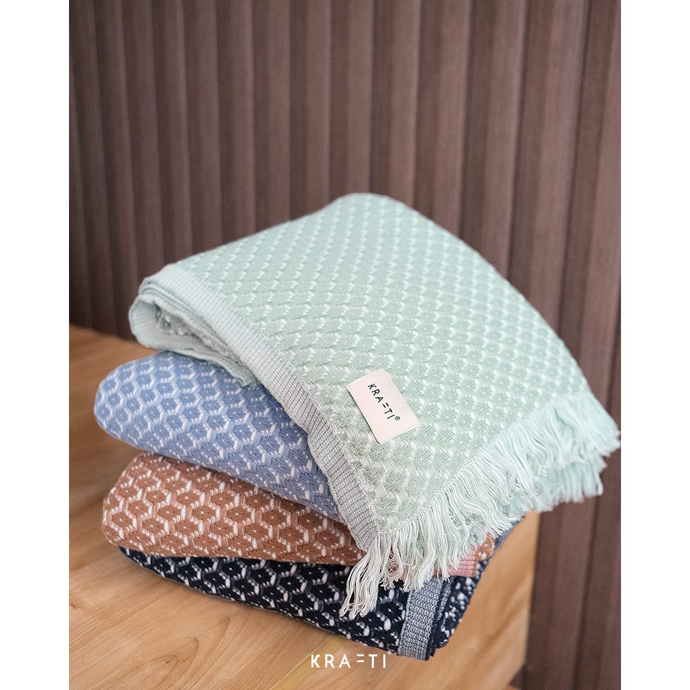 JOURY Knitted Blanket / Selimut Rajut Katun / Selimut Rajut / Selimut Dewasa/ Selimut Premium / Selimut Sofa / Selimut Katun