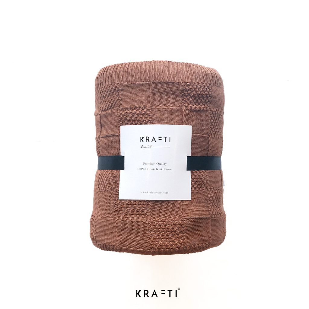 Krafti Project & Living- Selimut Rajut / Selimut Sofa / Selimut travelling / HARLOW CHECKERS BIG SIZE / Selimut Rajut Besar / Selimut Besar / Blanket / Throw Blanket / Knitted Blanket