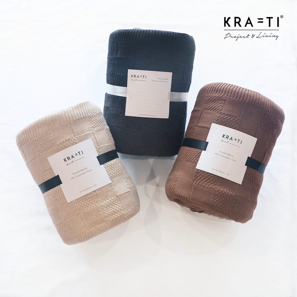 Krafti Project & Living- Selimut Rajut / Selimut Sofa / Selimut travelling / HARLOW CHECKERS BIG SIZE / Selimut Rajut Besar / Selimut Besar / Blanket / Throw Blanket / Knitted Blanket