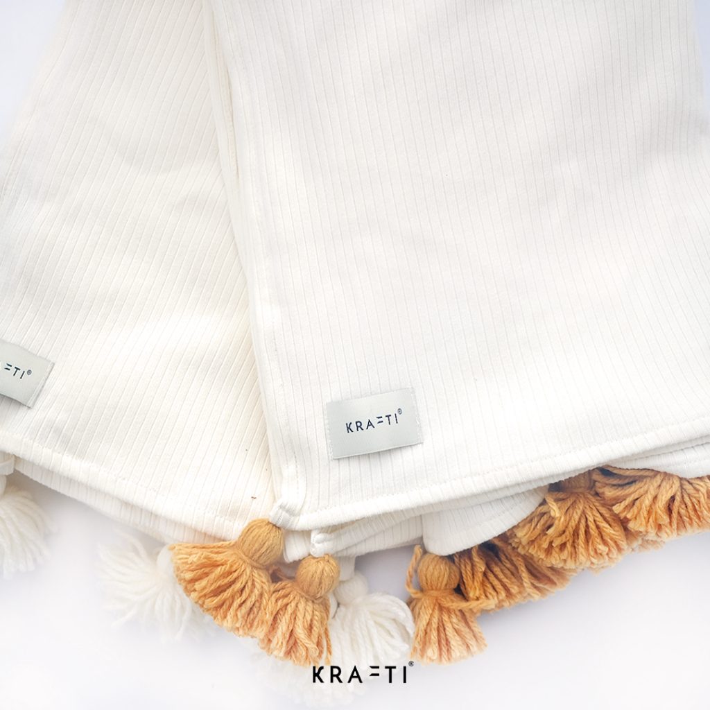 Rib Blanket / Selimut Sofa / Selimut Travelling / Selimut Katun / Selimut Rumbai