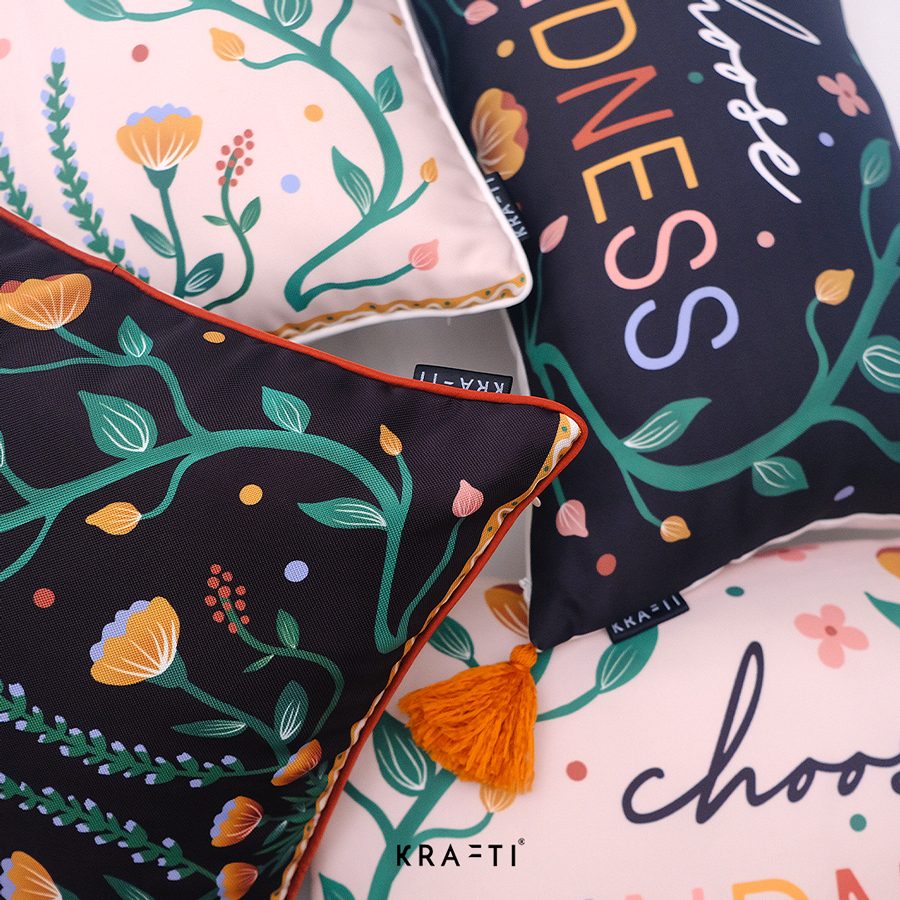 Bantal Sofa / Bantal 40x40 / Bantal 30x50 / CALI FLOWER