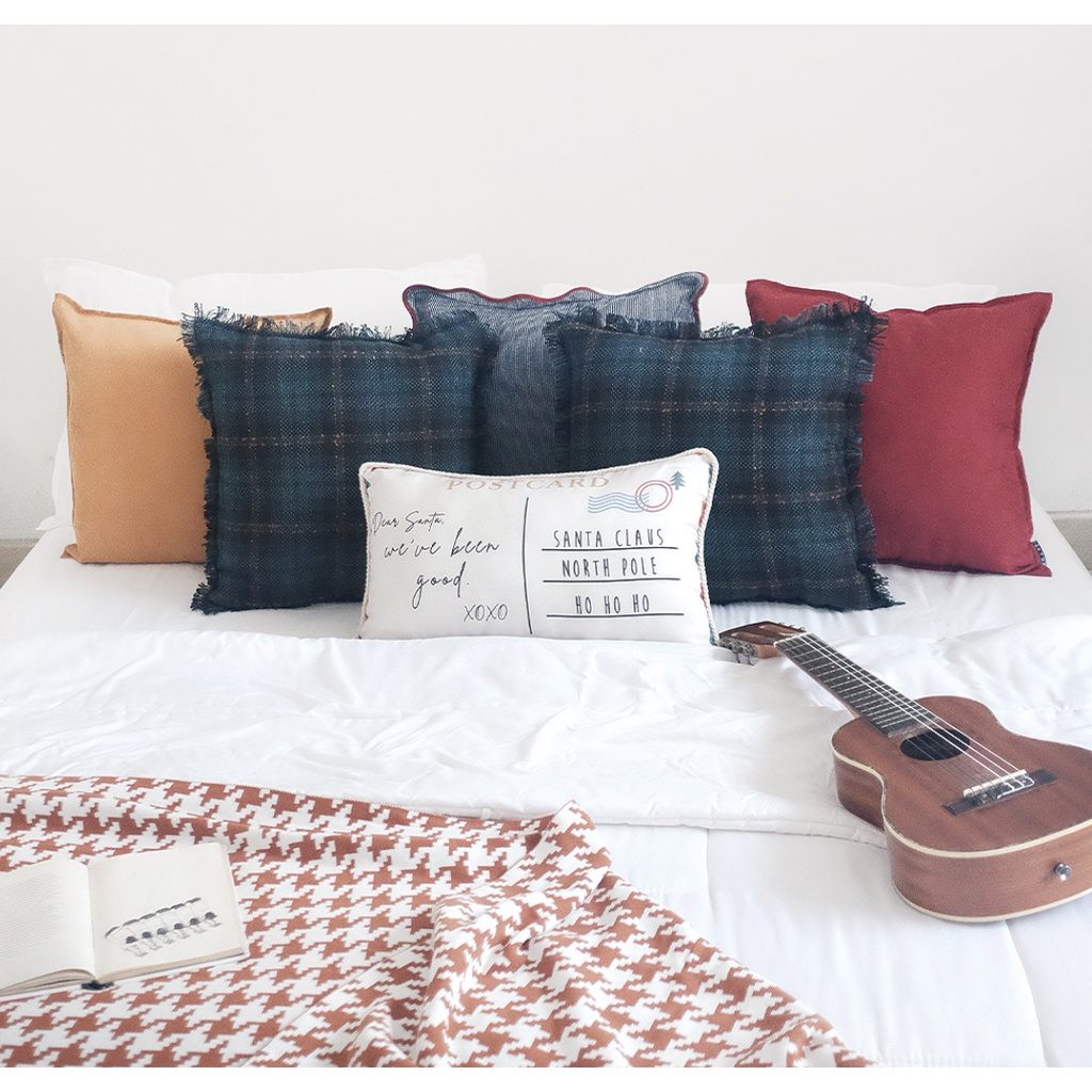 Krafti Project & Living  - Bantal Sofa /Bantal 45x45 / Bantal 30x50 / Bantal Sofa / Bantal Natal / Dekorasi Natal