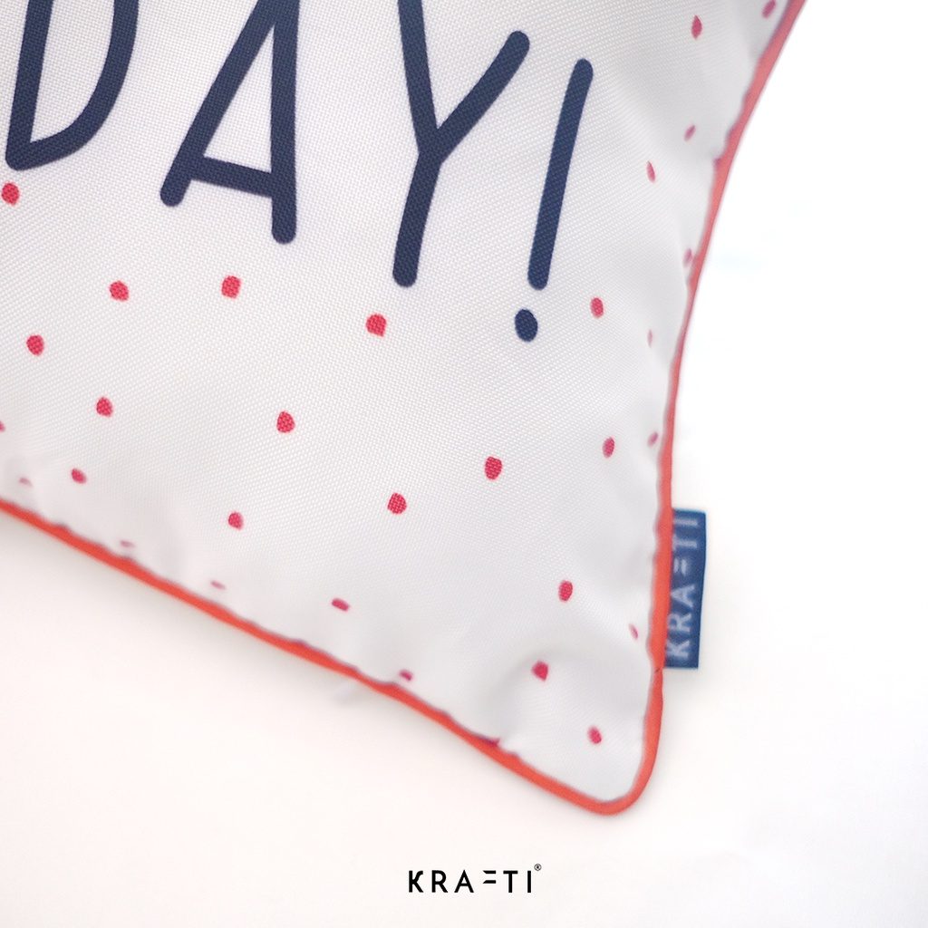 Bantal sofa / bantal lumbar / bantal pinggang / Happy Day Corgi