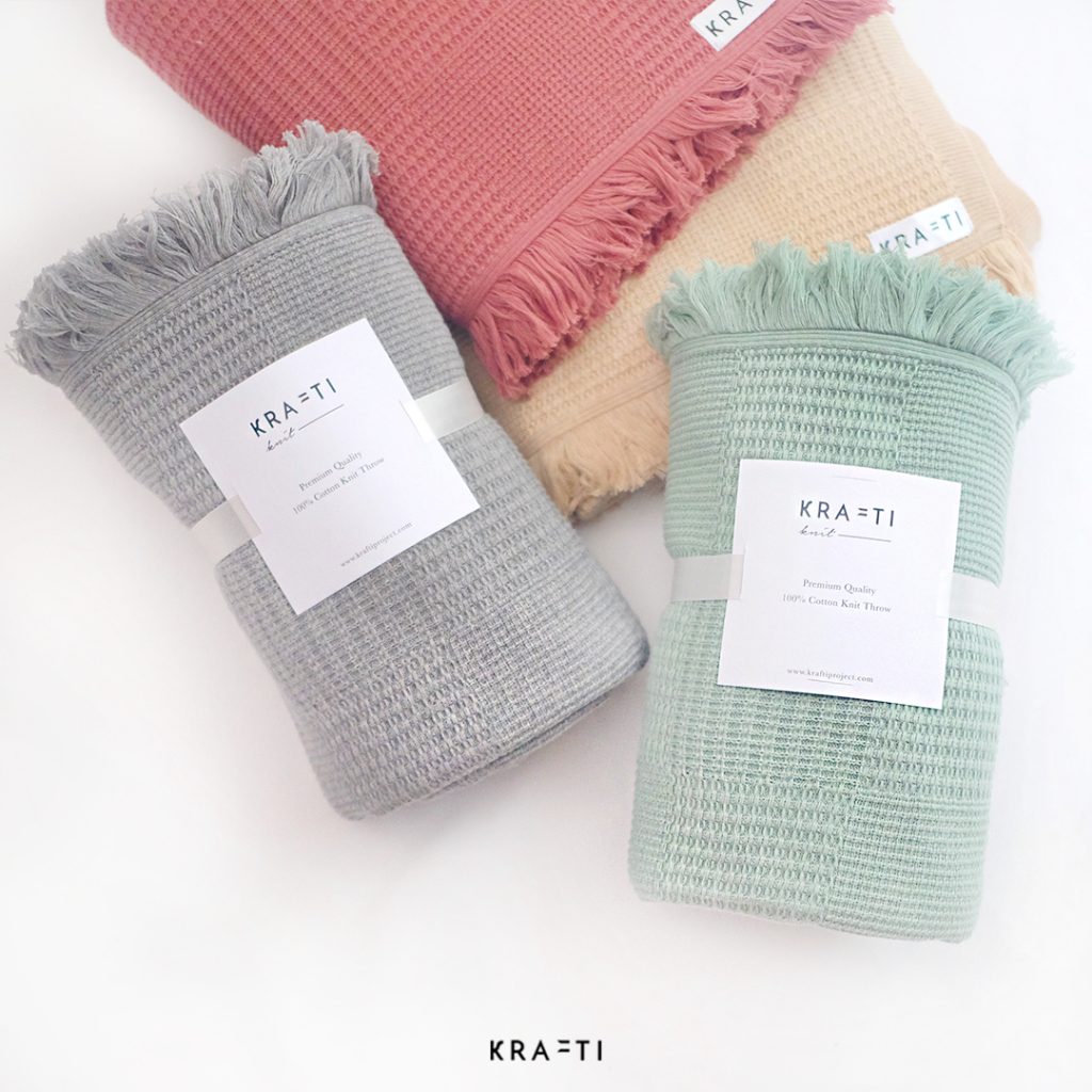 Selimut Rajut / Selimut Katun / Selimut Sofa / Selimut Dewasa / Selimut premium / NORA Fringe Blanket