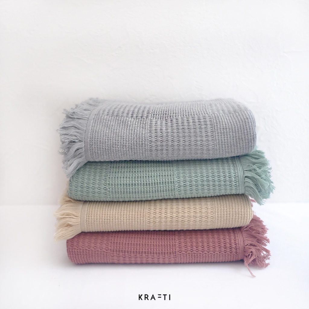 Selimut Rajut / Selimut Katun / Selimut Sofa / Selimut Dewasa / Selimut premium / NORA Fringe Blanket