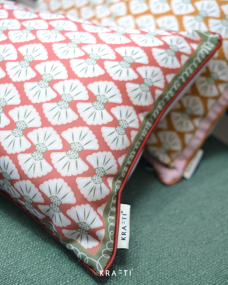 Shelly Pattern Cushion