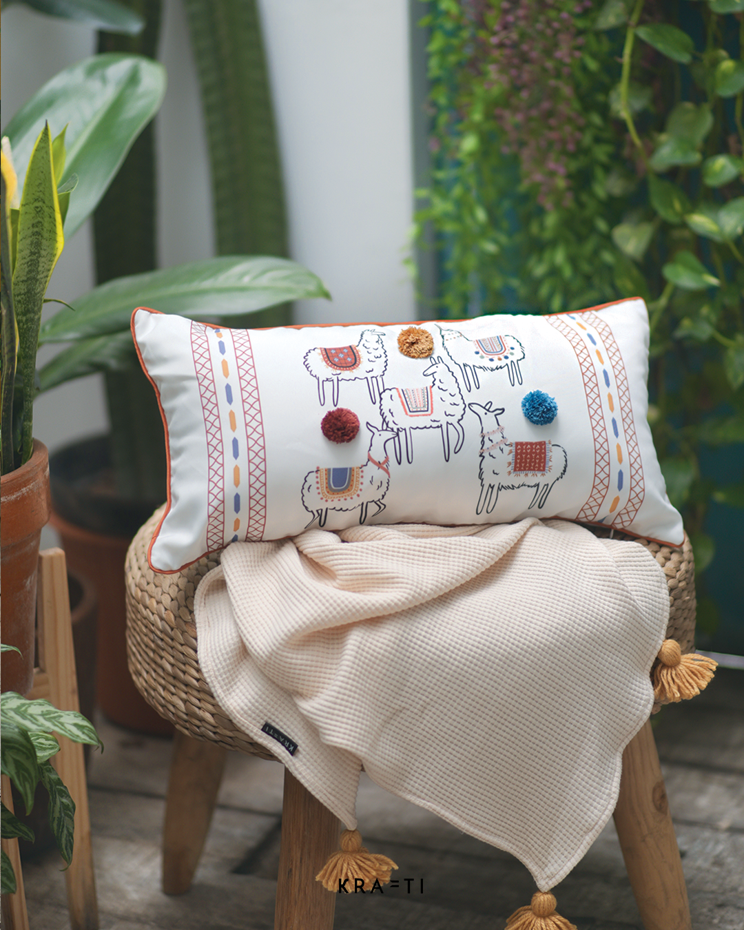 Llama Series Cushion