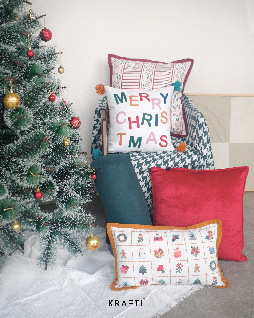 Christmas Carol Series Cushion