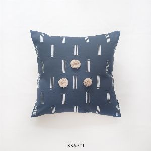 Navy Pom2